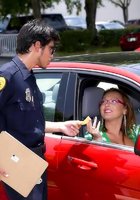 Горячая мамочка и милиционер 1 фотография Горячая мамочка и милиционер 1 фотография