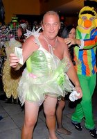 Вечеринка в секс шопе закончилась еблей за деньги 4 фотография