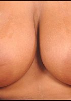 Люси соблазнила читающего парня 27 фотография