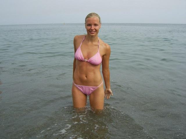 Девки с красивыми сиськами развлекаются 3 фотография