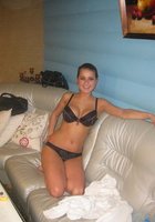 Первокурсницы делают откровенные фото на отдыхе 38 фотография