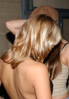 Секс втроем после дискотеки 8 фотография Секс втроем после дискотеки 8 фотография