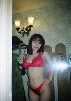 Стройные телочки позируют дома в развратном виде 25 фотография