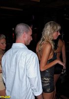 Отодрал шалаву в общественном туалете 2 фотография Отодрал шалаву в общественном туалете 2 фотография