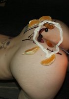 Весело празднует день рождения в одиночестве 9 фотография