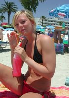 Пьяная бабенку уснула после разврата на вечеринке 31 фотография Пьяная бабенку уснула после разврата на вечеринке 31 фотография