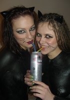 Пьяные молодки разрисовали голые тела на вечеринке 10 фотография Пьяные молодки разрисовали голые тела на вечеринке 10 фотография