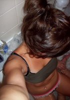 Соблазнительные марамойки не против заняться развратом 3 фотография