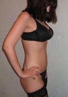 Симпатяги не против развратничать в гостях у подруг 7 фотография